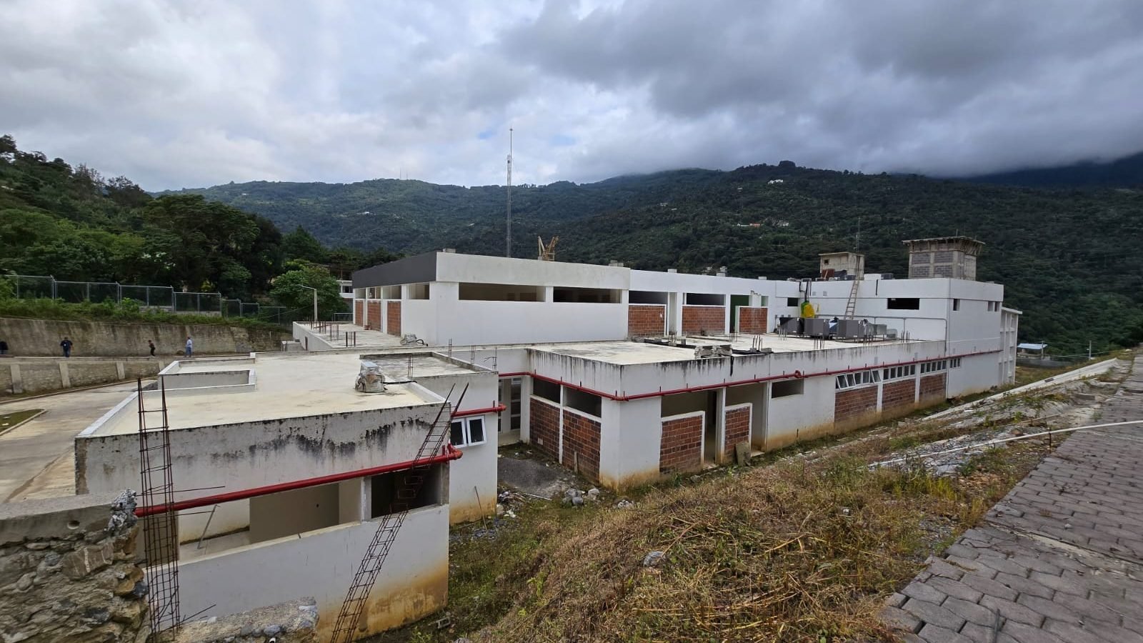 Hospital de San Pedro Necta Solo 38% de avance en obra tras denuncia de posible fraude