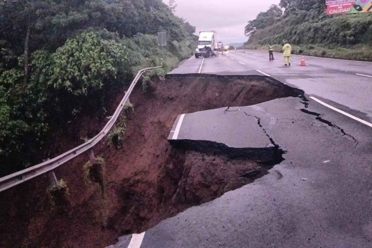 Retraso en trabajos persiste 40% de avance en autopista Palín-Escuintla