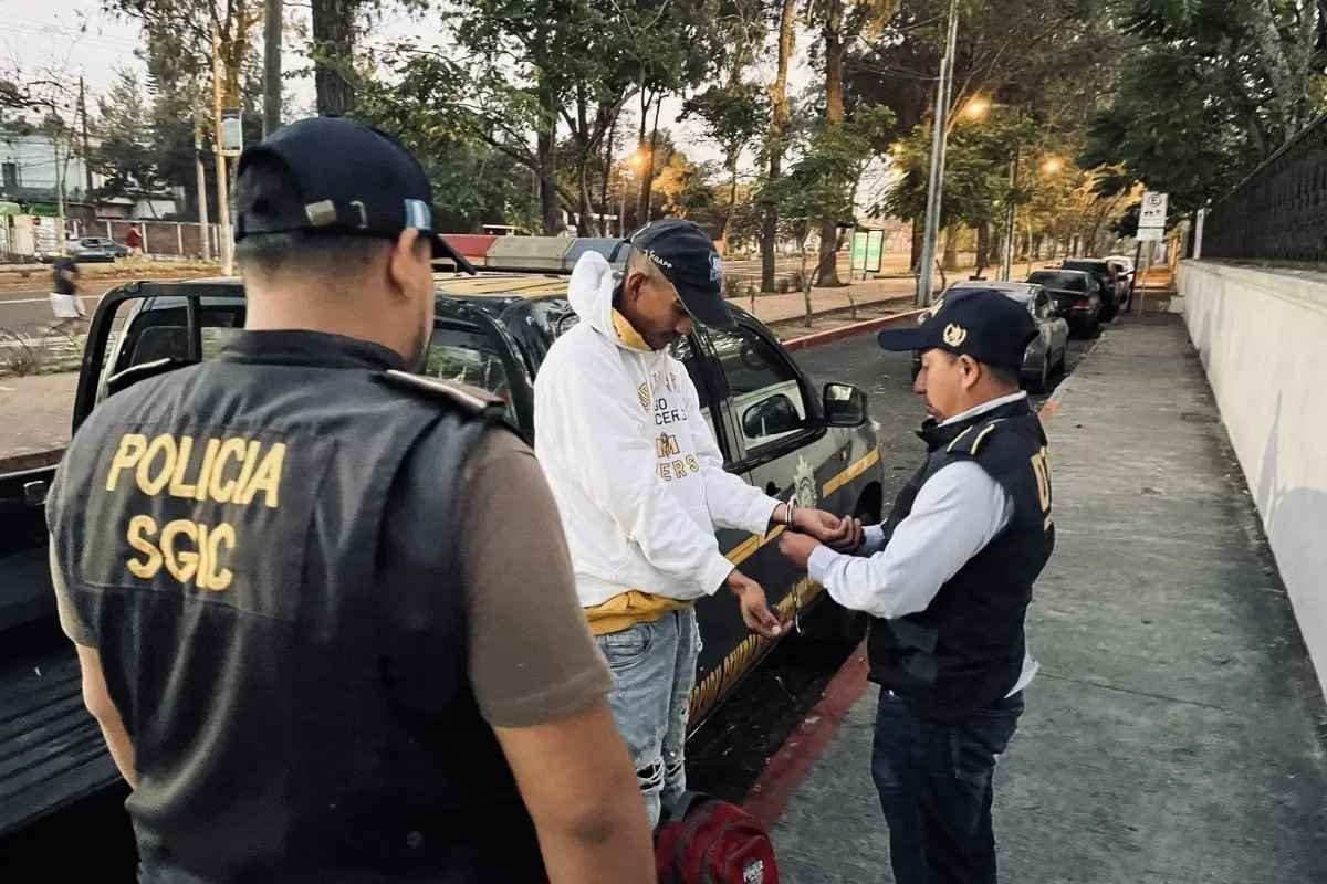 Capturan a agresor de estudiante en zona 1