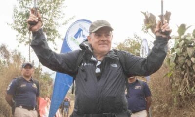 Jaime Viñals impone récord Guinness tras escalar 14 volcanes guatemaltecos en 15 días