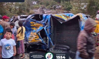 San Marcos patrulla cae a hondonada y mueren tres policías