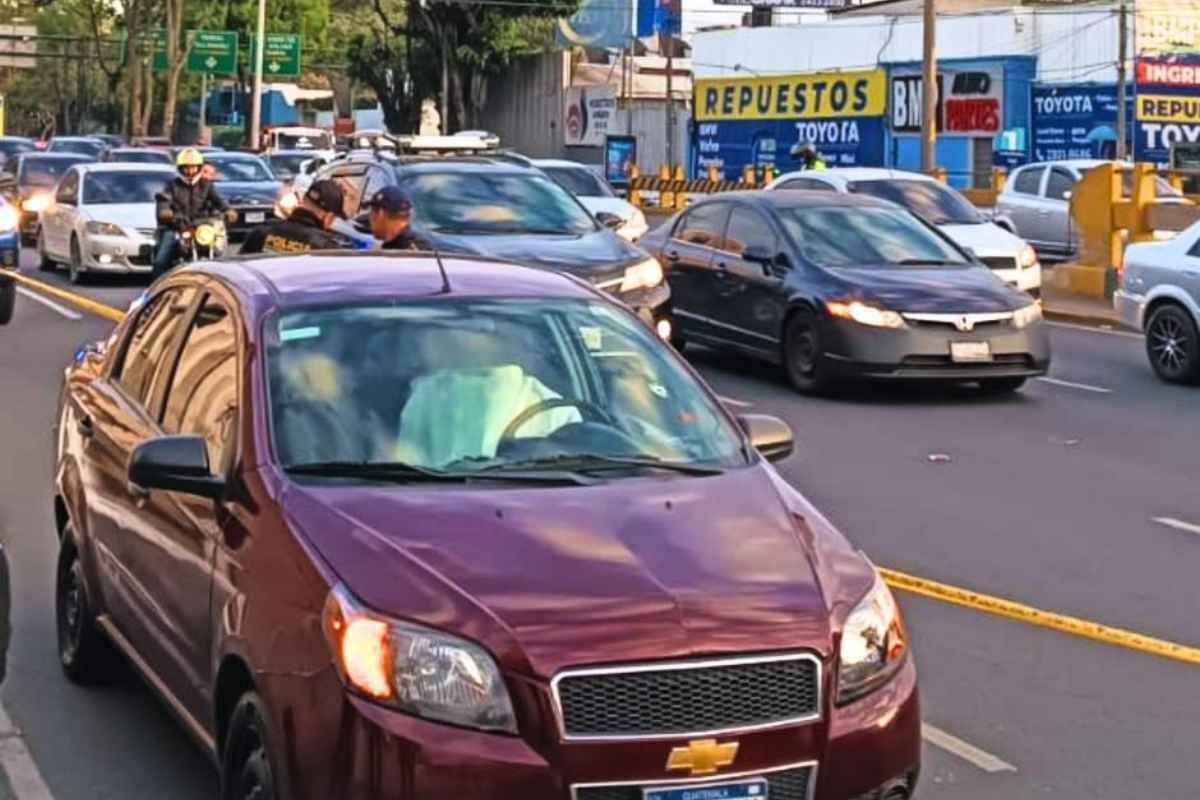 Violencia de madrugada paraliza el tráfico en Ciudad de Guatemala