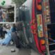Alarma en Chichicastenango vuelco de bus deja pasajeros en crisis