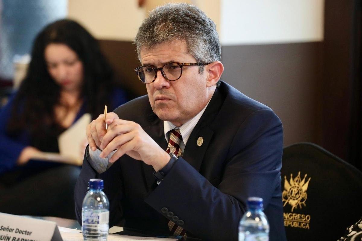 Ministro de Salud Joaquín Barnoya responde sobre tema de antejuicio y aborda situación de tomógrafos