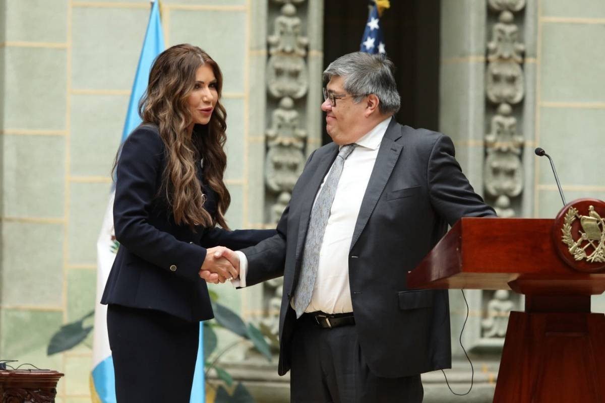 Agentes de EE. UU. operarán en aeropuerto La Aurora bajo acuerdo de seguridad