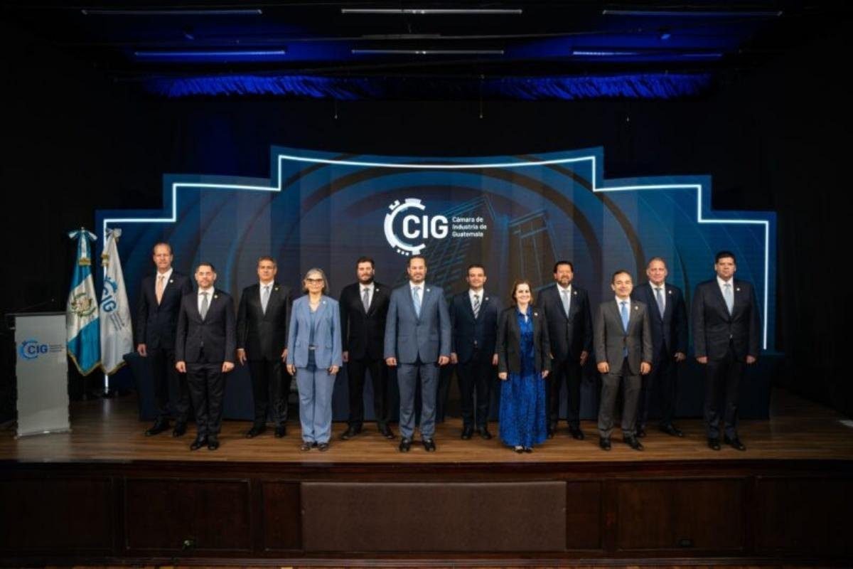 Enrique Font asume presidencia de CIG con visión industrial 2025–2027