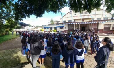 Reabren más de mil escuelas tras retiro de campamento del STEG