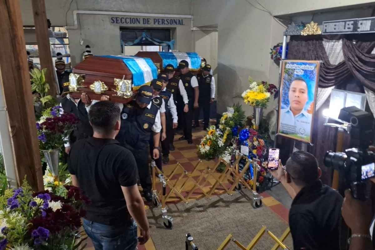 PNC despide a investigadores caídos en emboscada en Jocotán