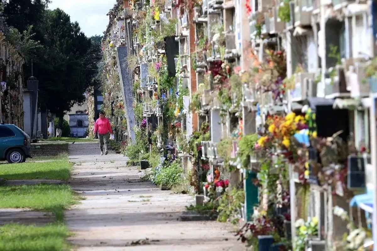 Anuncian cierres y operativos especiales por el Día de Todos los Santos