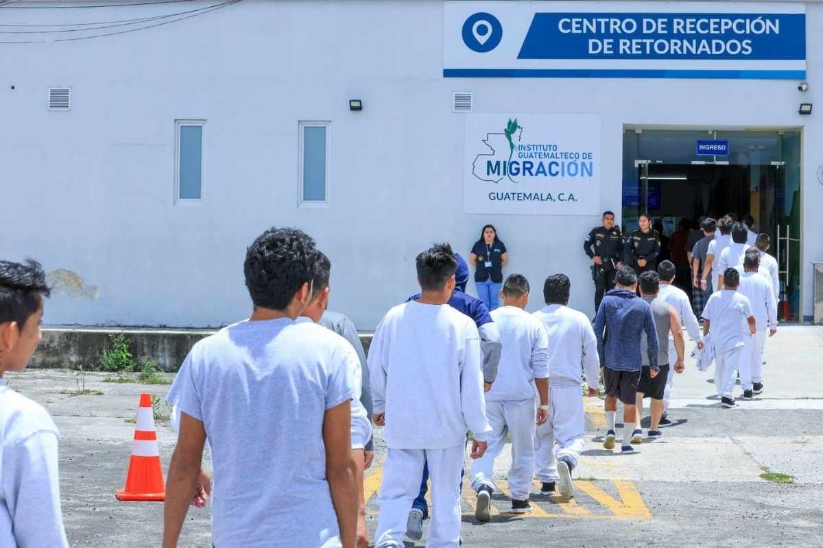 Más de 300 migrantes retornados fueron remitidos a la PNC en lo que va de 2025