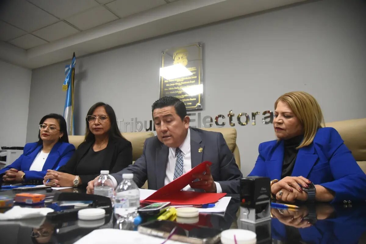 Figuras con trayectoria política y judicial destacan entre aspirantes a la CC por el CANG