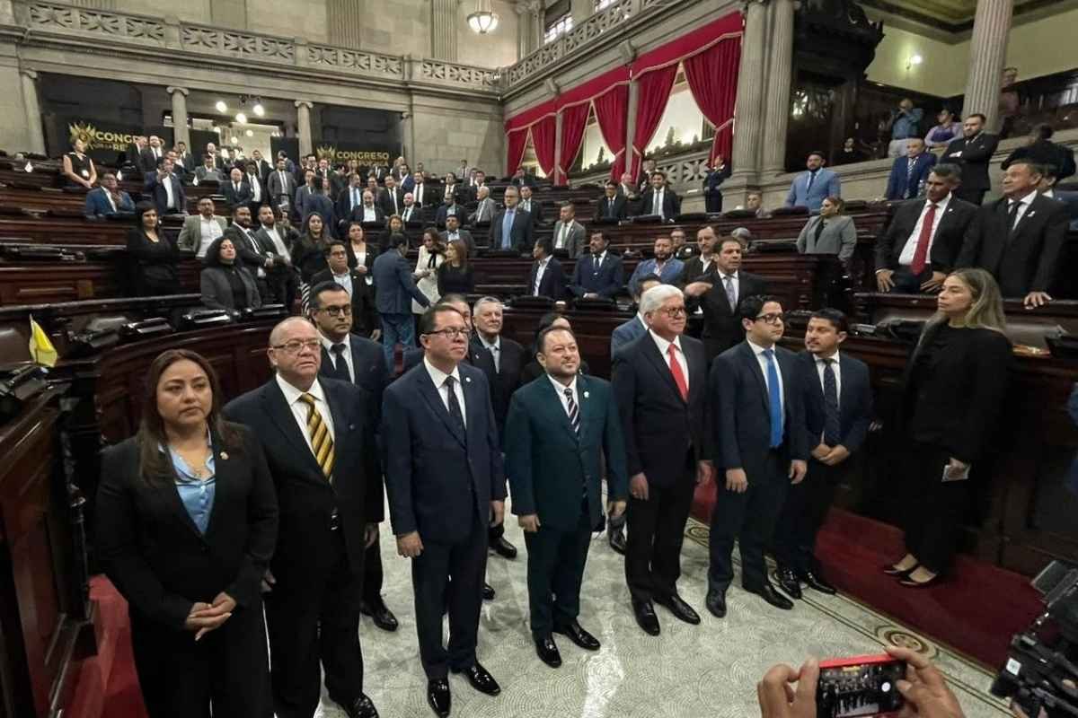 Postuladora del TSE inicia funciones bajo observación