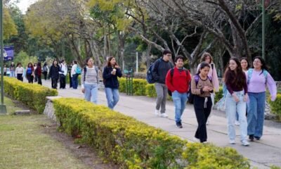 USAC prohíbe bautizos estudiantiles en 2026