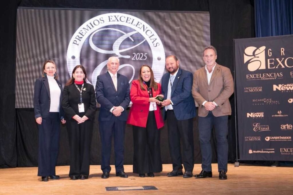 CATA gana Premio Excelencias Turísticas 2025 por “Centroamérica Big Day”