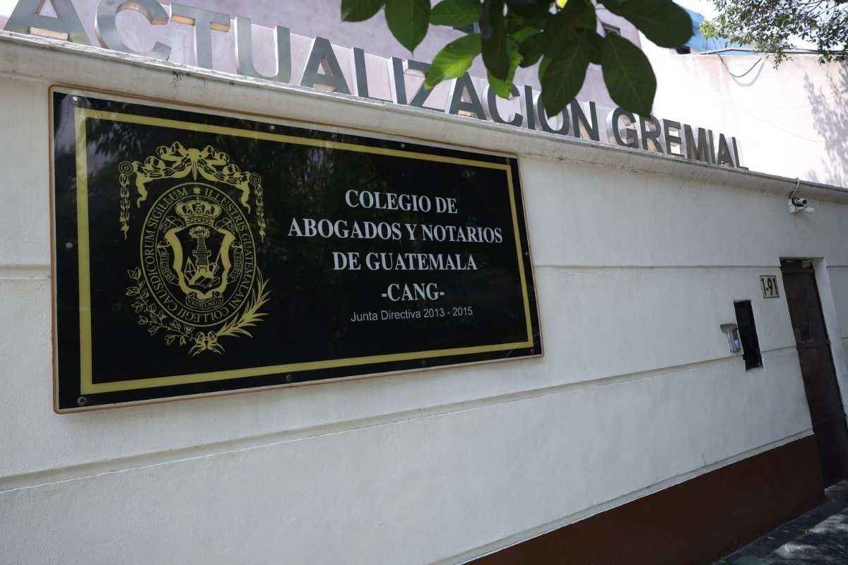 Estos son los aspirantes a la Corte de Constitucionalidad por el CANG, en medio de amparos y controversia legal