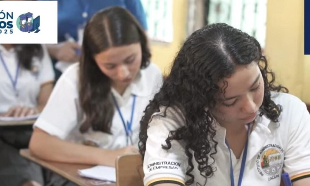 Solo 16.2% logra Matemáticas así cierran los graduandos 2025