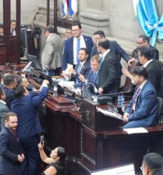 Congreso debate por horas elección de magistrados de la CC entre reclamos y discursos extensos