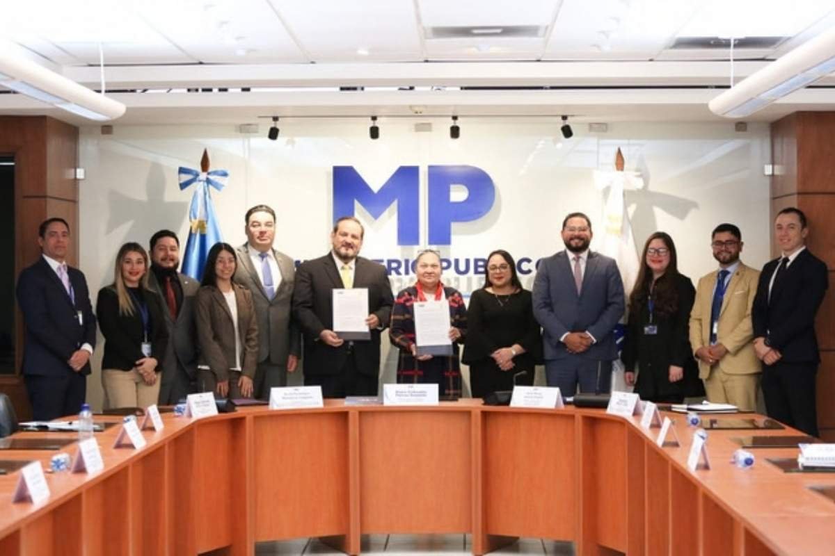 Guatemala instala primer centro contra piratería audiovisual en la región